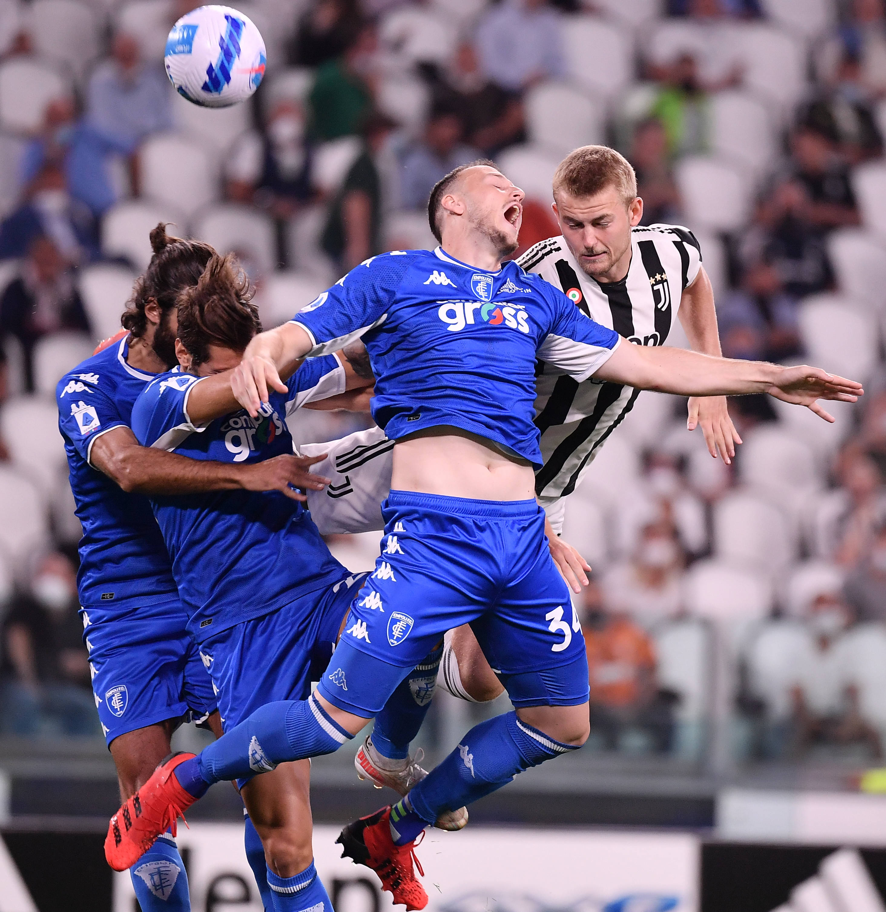 在过去两个 在过去两个