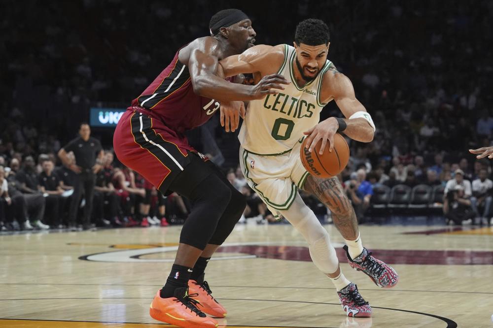 27亿英镑 27亿英镑