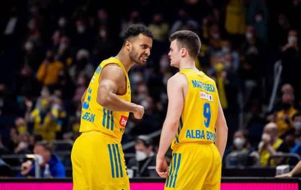 辽篮虽跌至第六但无伤大雅，收官战发力必回四强，半决赛对手曝光.