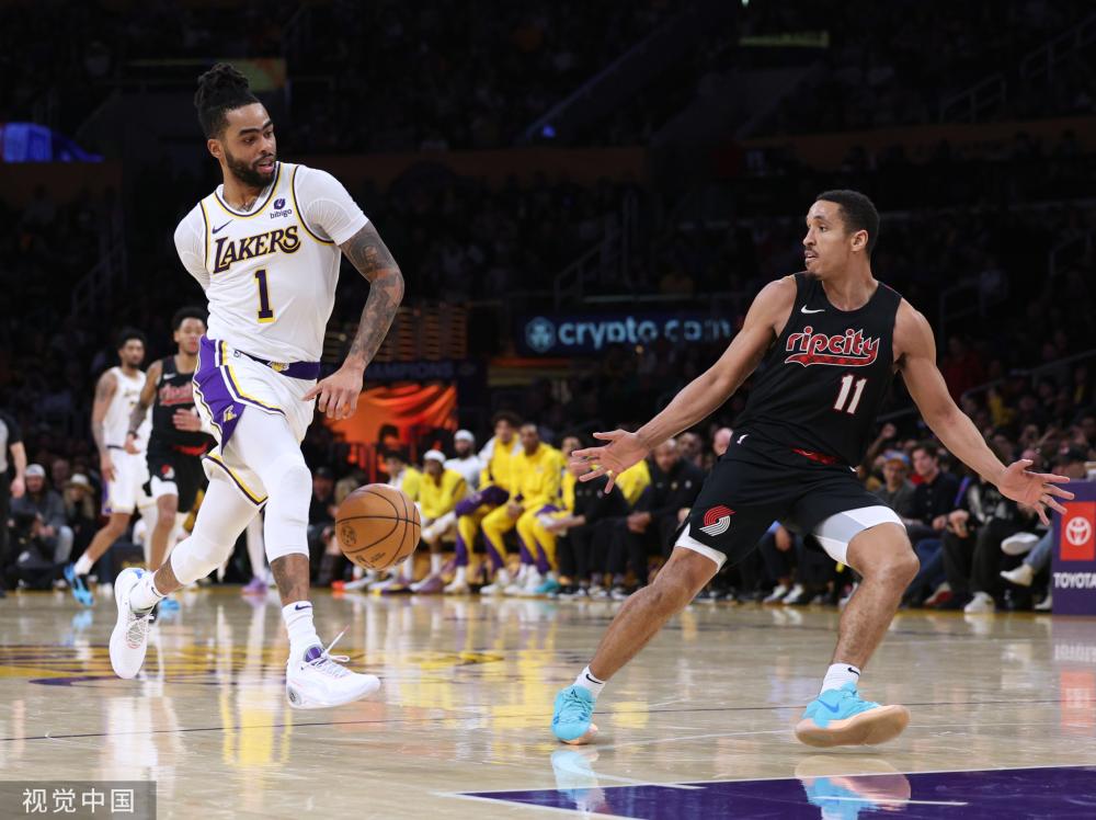 球员表现与 球员表现与