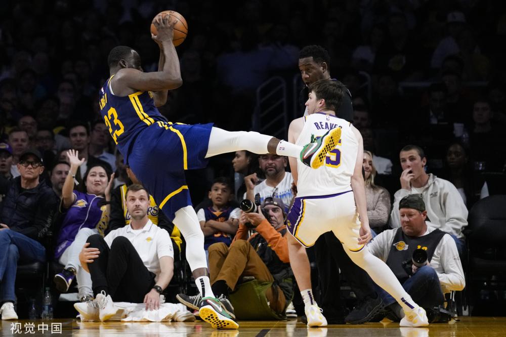 更衣室氛围 更衣室氛围