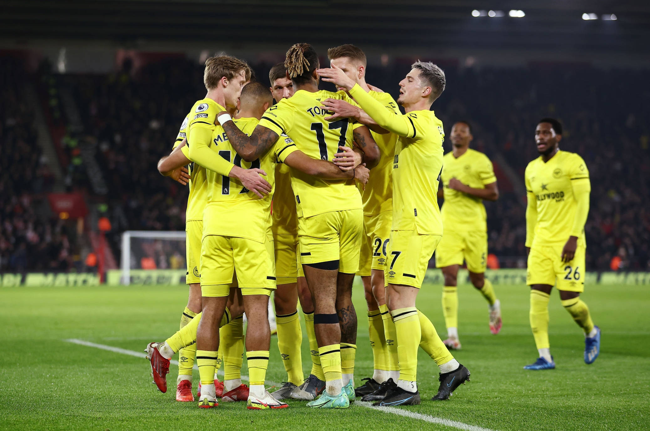 首发与轮换 首发与轮换